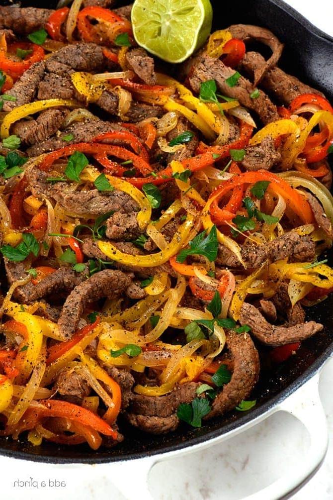 Συνταγή για Fajitas Μοσχαρίσιου Κρέατος - Οι fajitas μοσχαρίσιου κρέατος αποτελούν ένα γρήγορο και εύκολο γεύμα, ιδανικό για βραδινά δείπνα ή γιορτές του Σαββατοκύριακου!