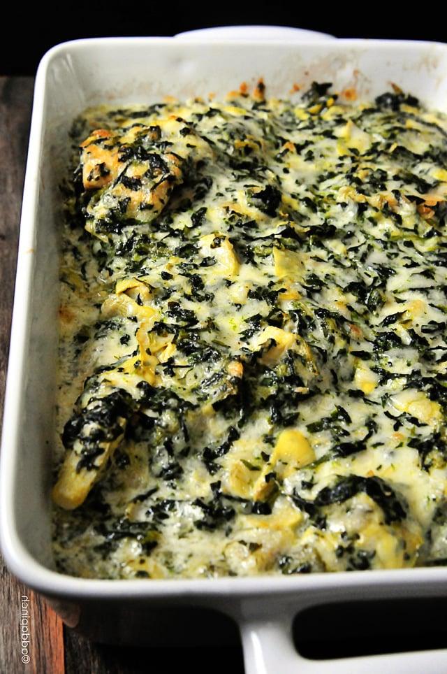 spinach-artichoke-chicken-DSC_1378 Πεντανόστιμο Κοτόπουλο με Σπανάκι και Αγκινάρες στον φούρνο