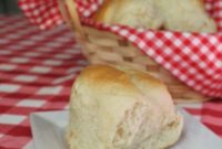 Pillowy Soft Dinner Rolls
