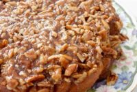 Gooey Caramel Pecan Buns
