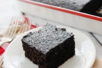 Velvet Chocolate Mayonnaise Cake