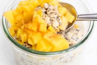 Tropical Mango Overnight Oats
