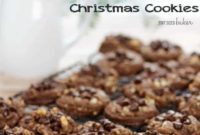 Christmas Macadamia Nut Fudge Cookies
