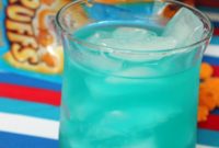 Underwater Punch and Goldfish Puffs