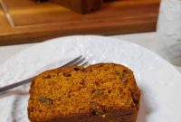Pumpkin Raisin Bread