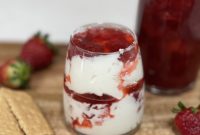 Delicious Strawberry Shortcake Dip