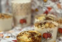 Pumpkin Cheesecake Swirl Muffins