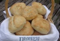 Kaiser Rolls Al Fresco
