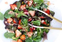 Sweet Strawberry Chèvre Salad
