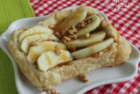 Luscious Apple Cheesecake Tarts
