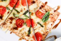 10-Minute Margherita Flatbread Pizza