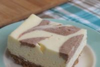 Marbled Cinnamon Cheesecake Bars