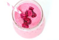 Vibrant Dragon Fruit Smoothie
