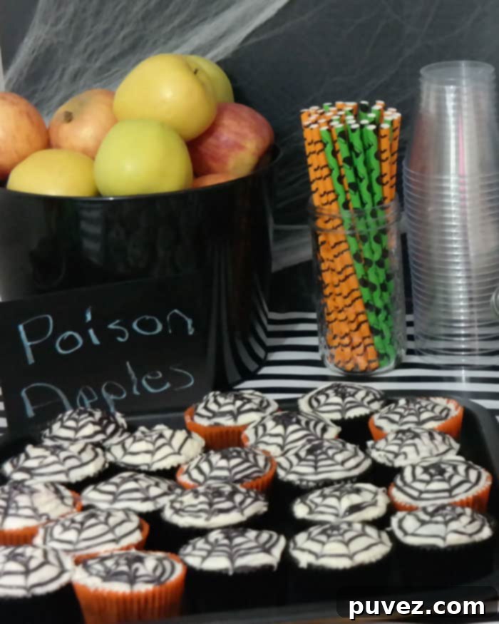 Chocolate-Coke-Float-Punch-table setting ideas