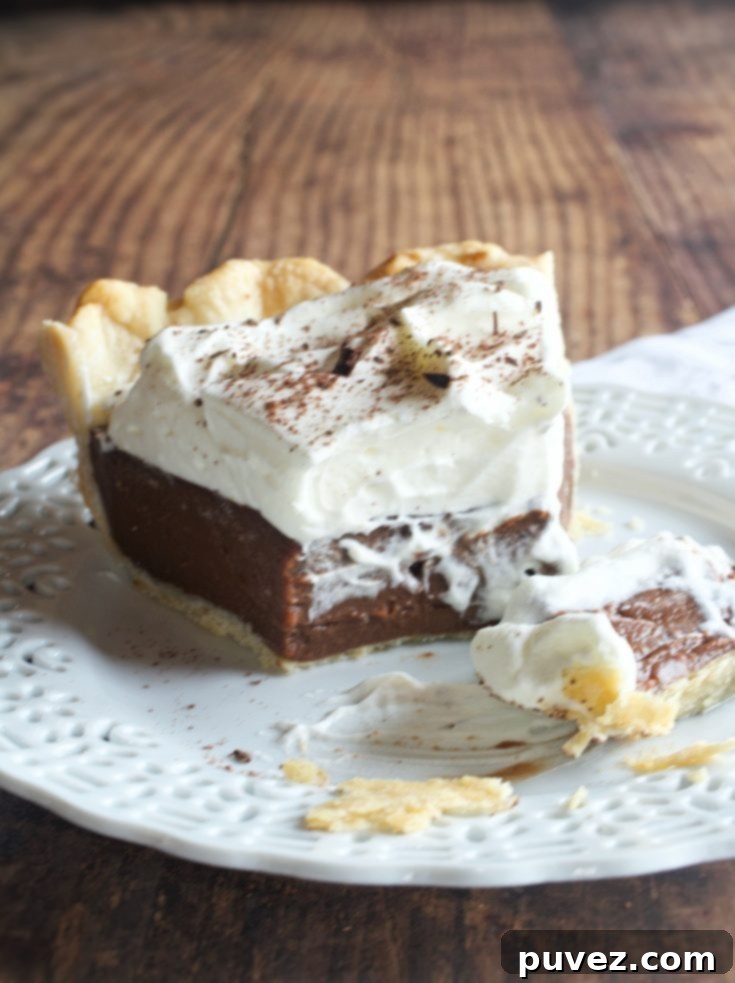 Old Fashioned Chocolate Cream Pie