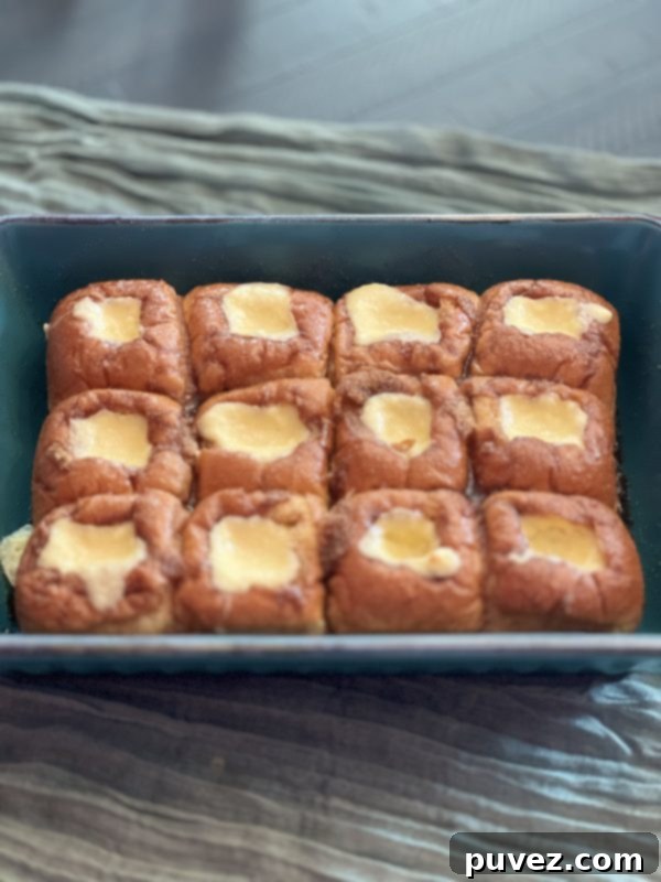 Hawaiian Roll Cheese Danish