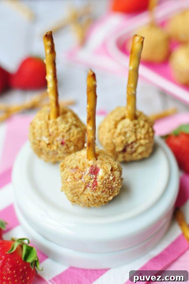 Strawberry Graham Cheese Ball Bites - fun, flavorful, and easy strawberry and cream cheese treats
