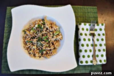 Creamy Fusilli with Zucchini and Goat Cheese pasta