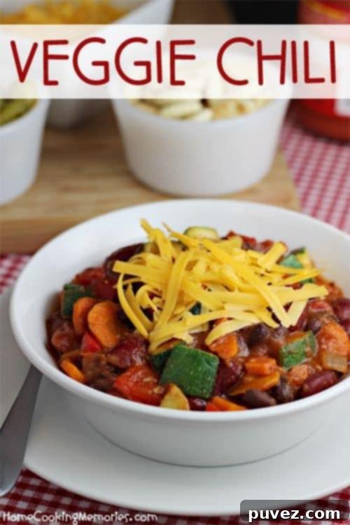 Hearty Veggie Chili, packed with zucchini and other vegetables